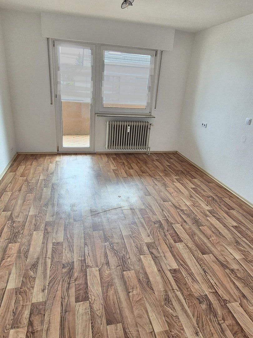 Prenájom bytu 4-izbový 82 m², Bietigheim-Bissingen, Bádensko-Wurttembersko Prenájom bytu 4-izbový 82 m², Bietigheim-Bissingen, Bádensko-Wurttembersko