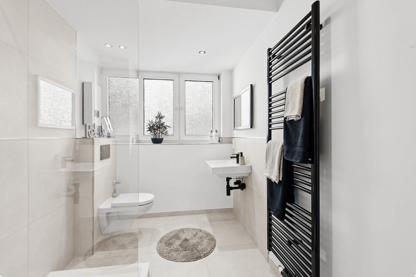 Predaj bytu 3-izbový 90 m², Düsseldorf, Severné Porýnie - Westfálsko Predaj bytu 3-izbový 90 m², Düsseldorf, Severné Porýnie - Westfálsko