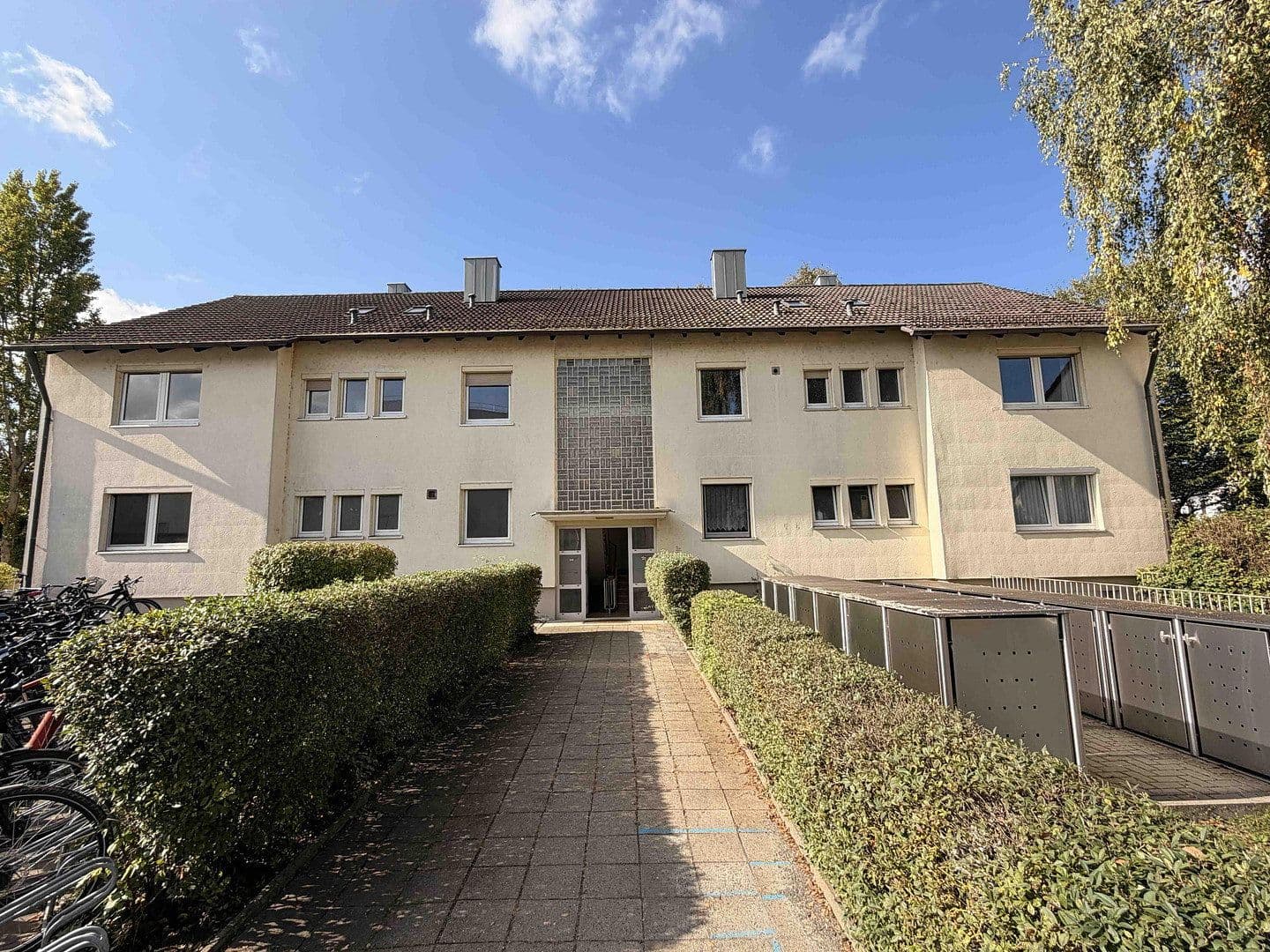 Predaj bytu 4-izbový 99 m², Spiegelgartenstr. 42, Herzogenaurach, Bavorsko Predaj bytu 4-izbový 99 m², Spiegelgartenstr. 42, Herzogenaurach, Bavorsko