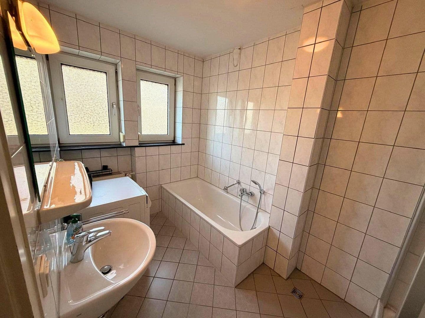 Predaj bytu 4-izbový 99 m², Spiegelgartenstr. 42, Herzogenaurach, Bavorsko Predaj bytu 4-izbový 99 m², Spiegelgartenstr. 42, Herzogenaurach, Bavorsko