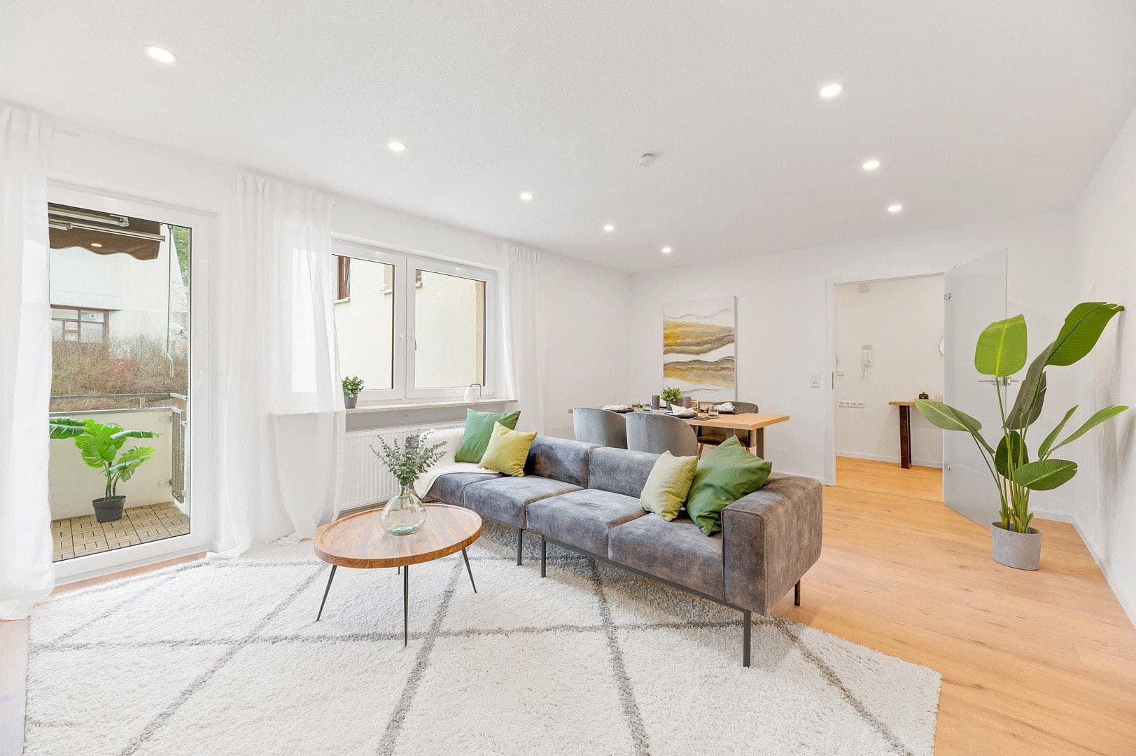 Predaj bytu 4-izbový 82 m², Neu-Ulm, Bavorsko Predaj bytu 4-izbový 82 m², Neu-Ulm, Bavorsko