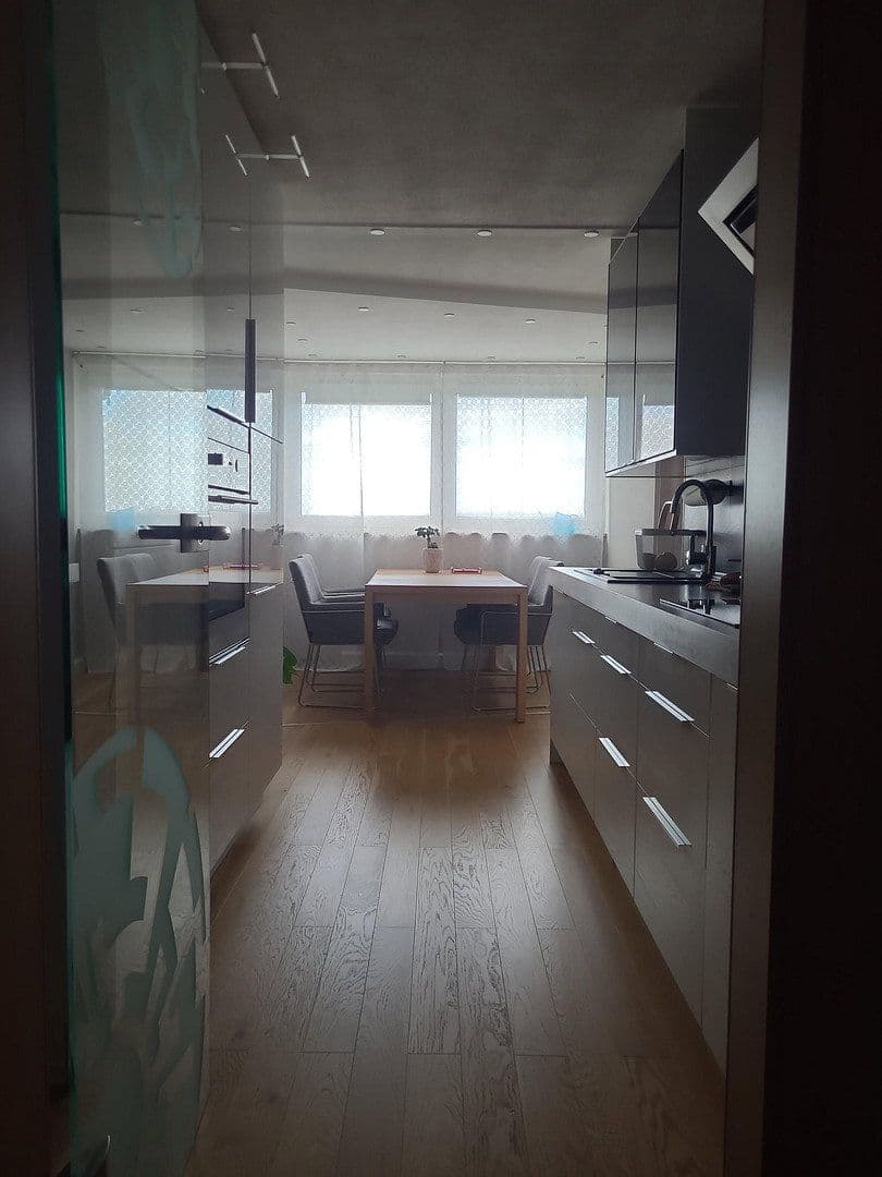 Predaj bytu 3-izbový 86 m², Würzburg, Bavorsko Predaj bytu 3-izbový 86 m², Würzburg, Bavorsko