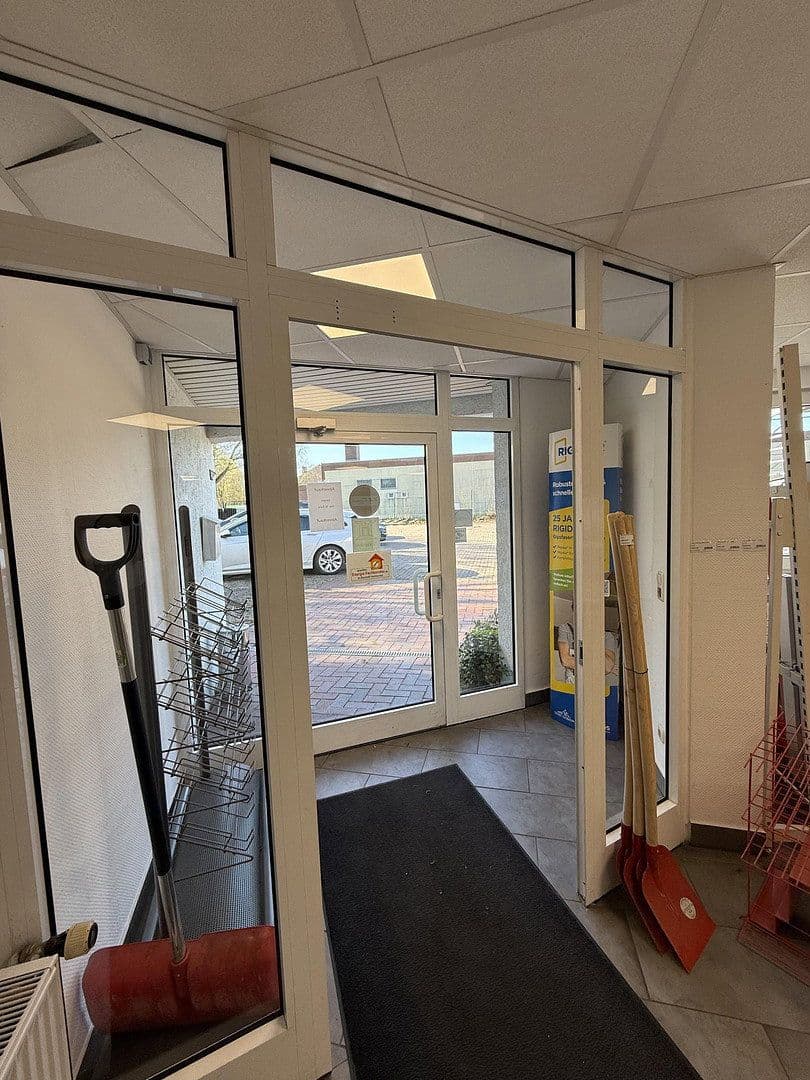 Predaj nebytového priestoru 5.705 m², Kutenhauser Str. 185, Minden, Severné Porýnie - Westfálsko Predaj nebytového priestoru 5.705 m², Kutenhauser Str. 185, Minden, Severné Porýnie - Westfálsko