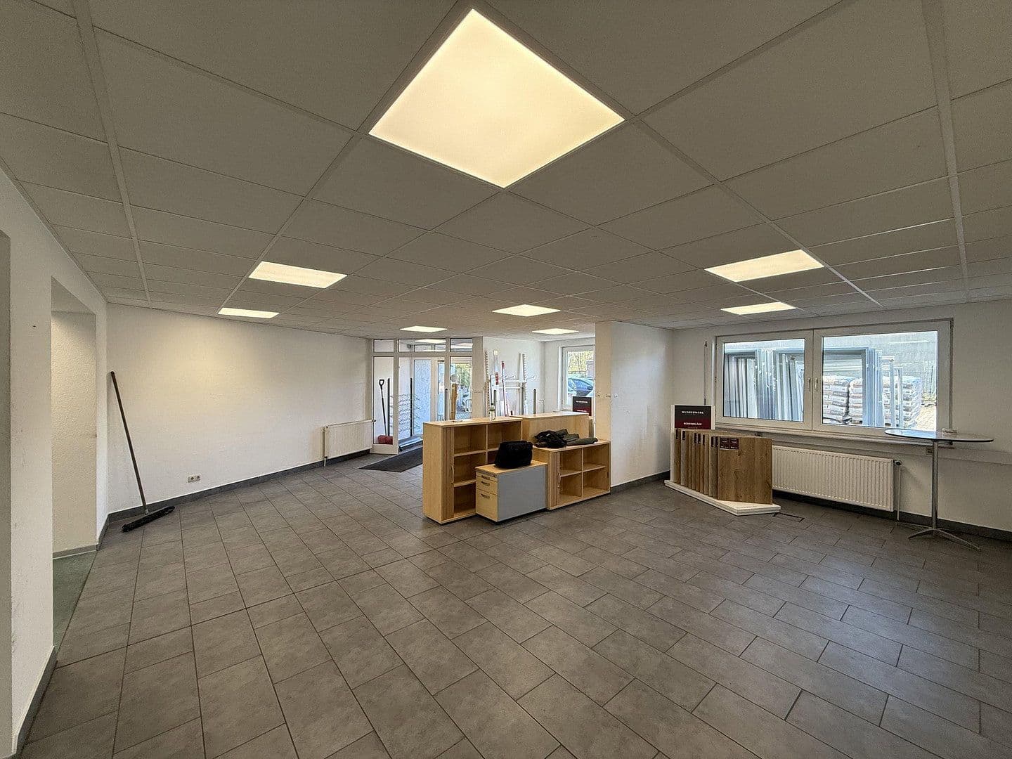 Predaj nebytového priestoru 5.705 m², Kutenhauser Str. 185, Minden, Severné Porýnie - Westfálsko Predaj nebytového priestoru 5.705 m², Kutenhauser Str. 185, Minden, Severné Porýnie - Westfálsko