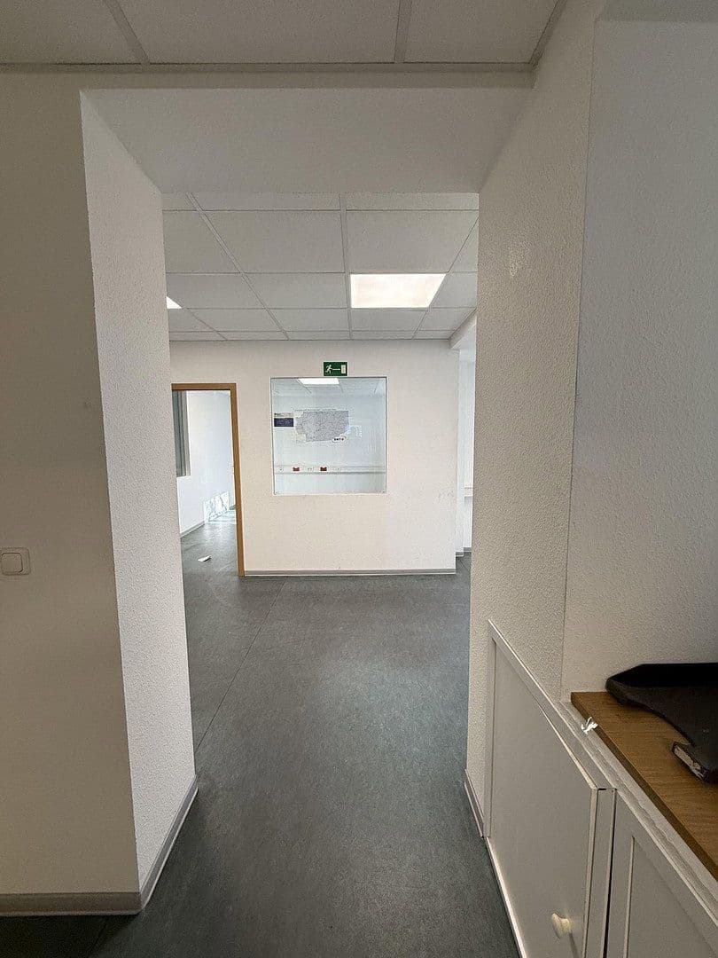 Predaj nebytového priestoru 5.705 m², Kutenhauser Str. 185, Minden, Severné Porýnie - Westfálsko Predaj nebytového priestoru 5.705 m², Kutenhauser Str. 185, Minden, Severné Porýnie - Westfálsko