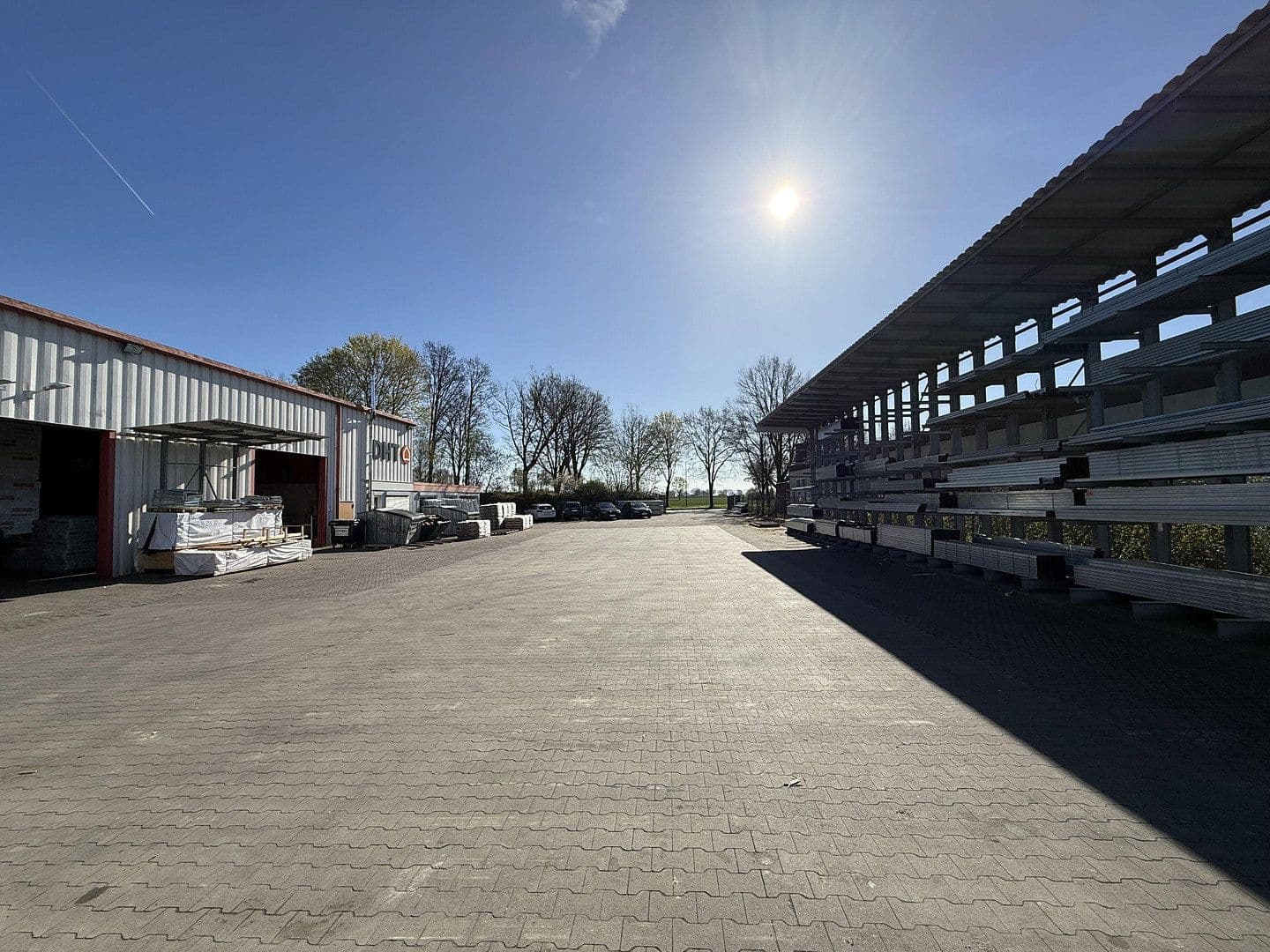 Predaj nebytového priestoru 5.705 m², Kutenhauser Str. 185, Minden, Severné Porýnie - Westfálsko Predaj nebytového priestoru 5.705 m², Kutenhauser Str. 185, Minden, Severné Porýnie - Westfálsko