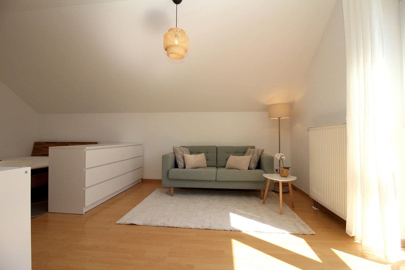 Prenájom bytu 1-izbový 33 m², Seehausener Allee 40, Leipzig, Sasko Prenájom bytu 1-izbový 33 m², Seehausener Allee 40, Leipzig, Sasko