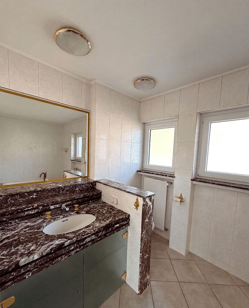 Predaj domu 210 m², pozemek 853 m², Sulzbach/Saar, Sársko Predaj domu 210 m², pozemek 853 m², Sulzbach/Saar, Sársko