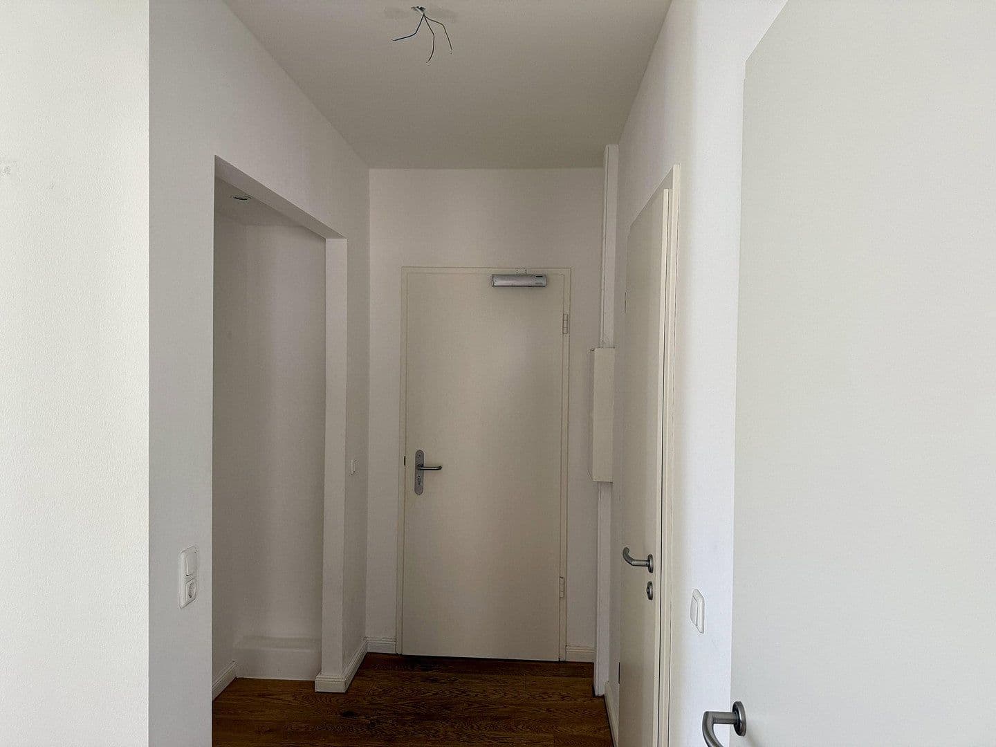 Prenájom bytu 3-izbový 90 m², Am Markt 2, Schwerin, Meklenbursko-Predpomoransko Prenájom bytu 3-izbový 90 m², Am Markt 2, Schwerin, Meklenbursko-Predpomoransko