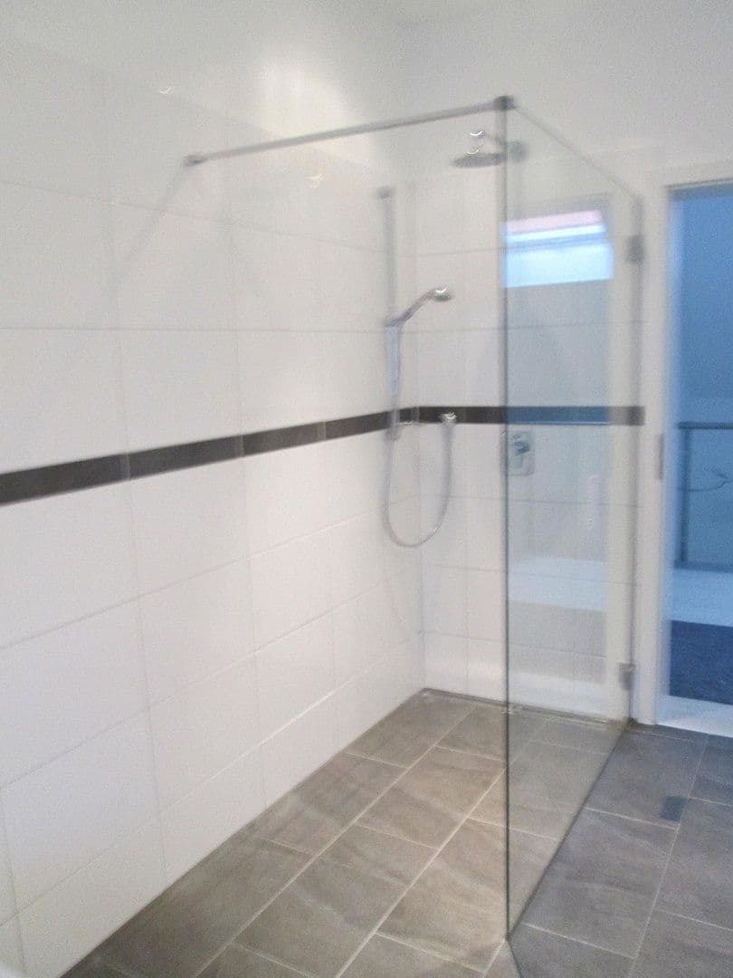 Prenájom bytu 3-izbový 140 m², Langen, Hesensko Prenájom bytu 3-izbový 140 m², Langen, Hesensko