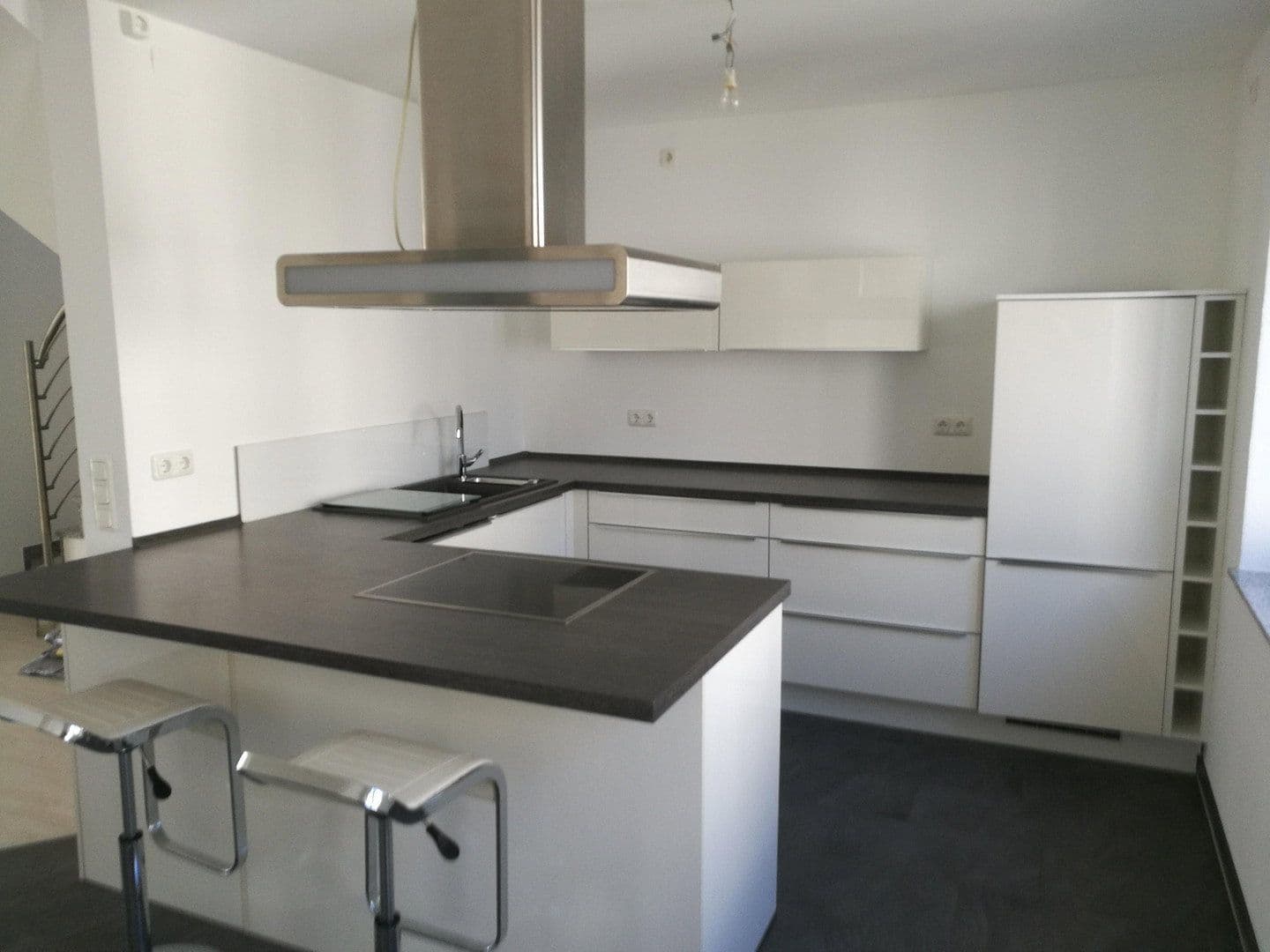 Prenájom bytu 3-izbový 140 m², Langen, Hesensko Prenájom bytu 3-izbový 140 m², Langen, Hesensko