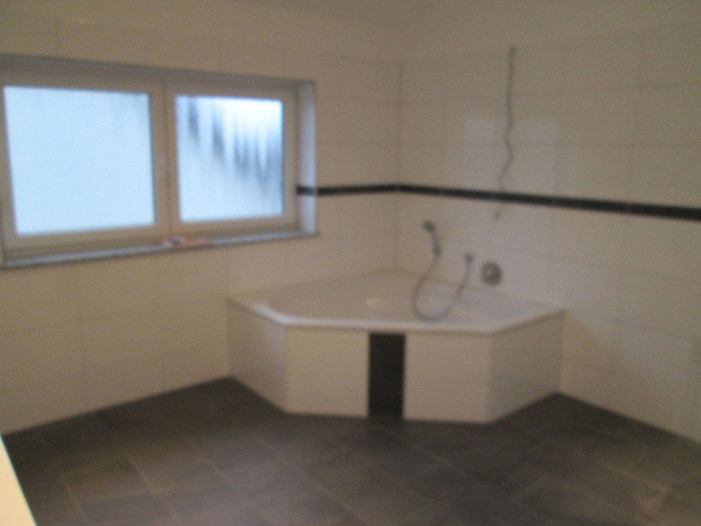 Prenájom bytu 3-izbový 140 m², Langen, Hesensko Prenájom bytu 3-izbový 140 m², Langen, Hesensko