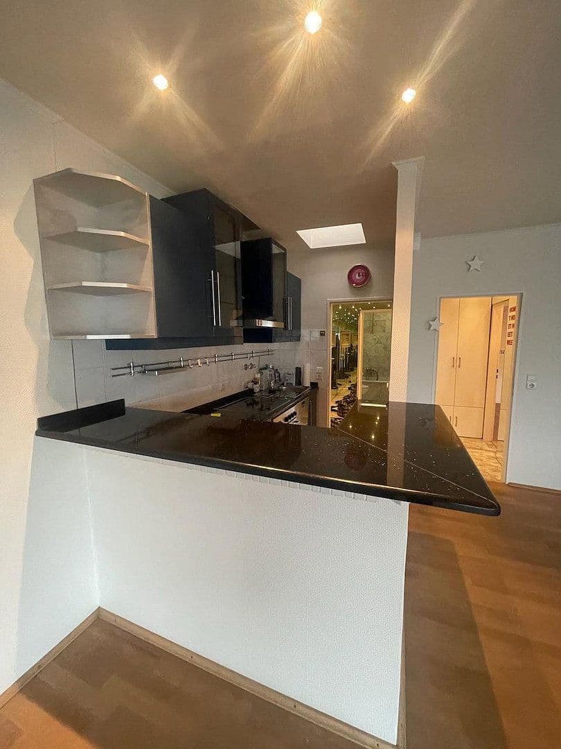 Predaj bytu 2-izbový 64 m², Jaminstrasse 2b, Kronberg im Taunus, Hesensko Predaj bytu 2-izbový 64 m², Jaminstrasse 2b, Kronberg im Taunus, Hesensko