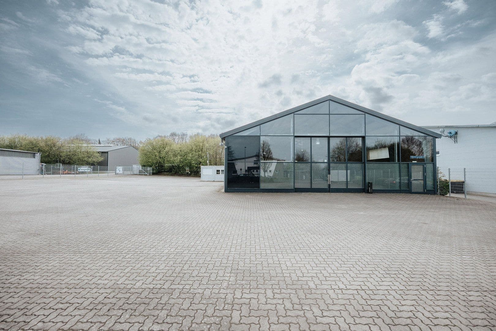 Prenájom nebytového priestoru 2.256 m², Burgviert 5–11, Hohenaspe, Šlezvicko-Holštajnsko Prenájom nebytového priestoru 2.256 m², Burgviert 5–11, Hohenaspe, Šlezvicko-Holštajnsko