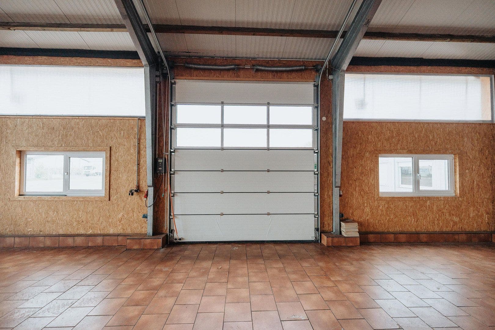 Prenájom nebytového priestoru 2.256 m², Burgviert 5–11, Hohenaspe, Šlezvicko-Holštajnsko Prenájom nebytového priestoru 2.256 m², Burgviert 5–11, Hohenaspe, Šlezvicko-Holštajnsko