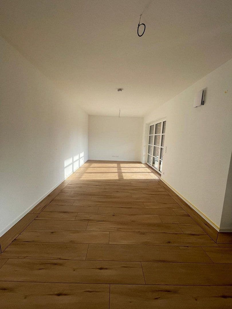 Prenájom bytu 2-izbový 67 m², Hauptstraße 44, Drebber, Dolné Sasko Prenájom bytu 2-izbový 67 m², Hauptstraße 44, Drebber, Dolné Sasko
