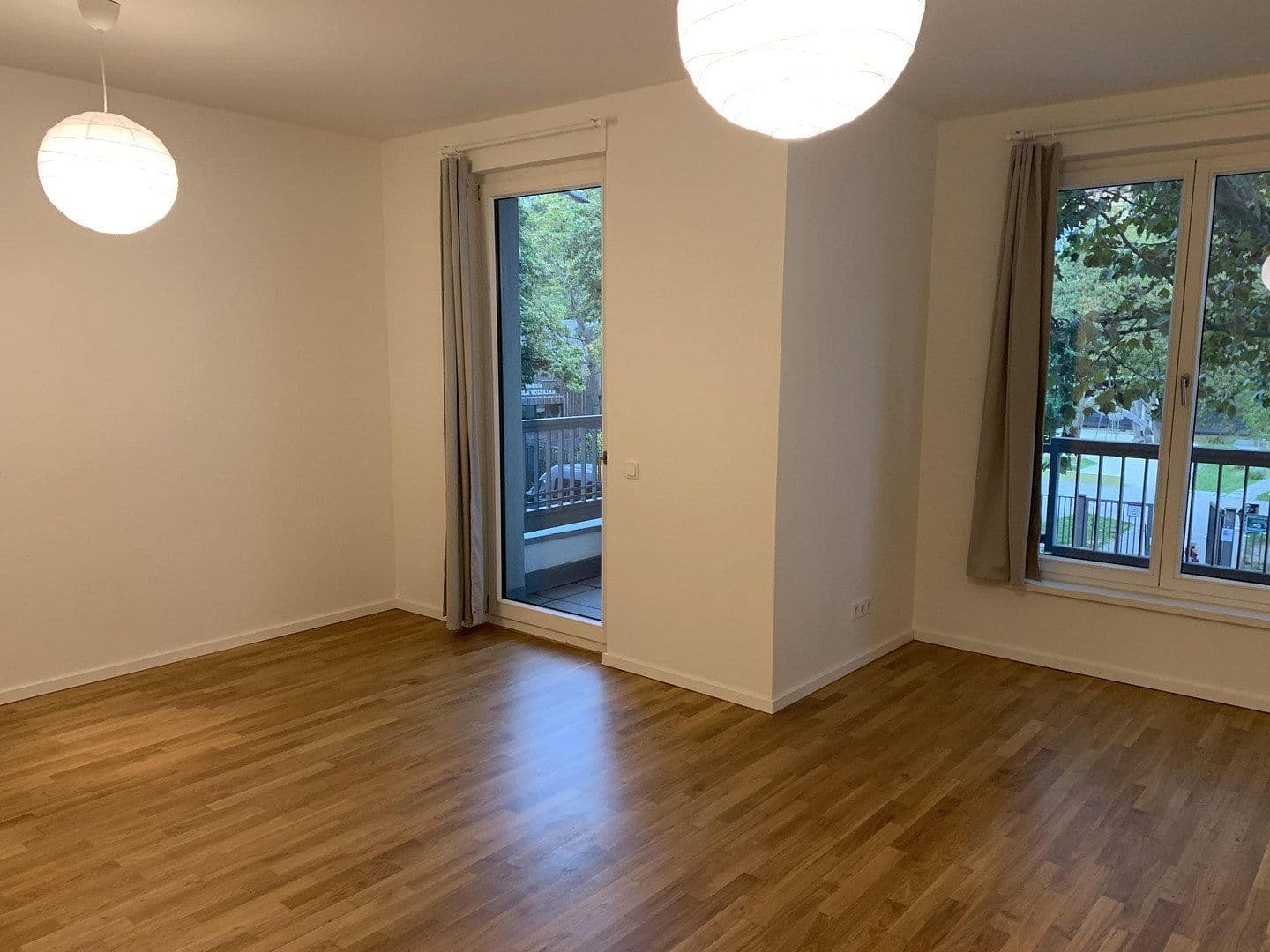 Prenájom bytu 3-izbový 84 m², Else-Lasker-Schüler-Str. 6, Berlin, Berlín Prenájom bytu 3-izbový 84 m², Else-Lasker-Schüler-Str. 6, Berlin, Berlín