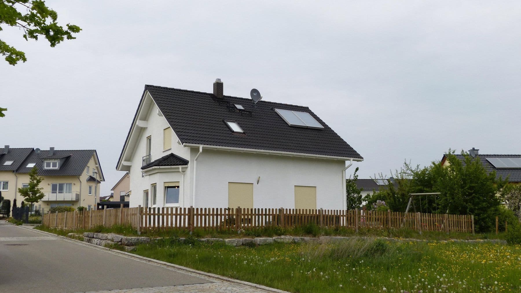 Predaj domu 114 m², pozemek 481 m², Mötzingen, Bádensko-Wurttembersko Predaj domu 114 m², pozemek 481 m², Mötzingen, Bádensko-Wurttembersko