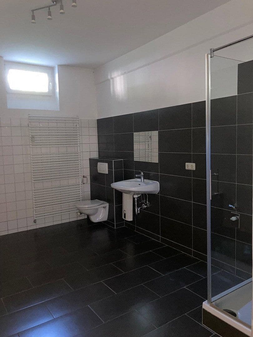 Prenájom bytu 2-izbový 88 m², Wittelsbachstraße 7, Ludwigshafen, Porýnie-Falcko Prenájom bytu 2-izbový 88 m², Wittelsbachstraße 7, Ludwigshafen, Porýnie-Falcko