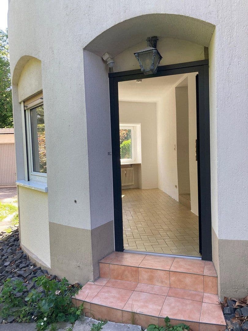 Prenájom bytu 2-izbový 88 m², Wittelsbachstraße 7, Ludwigshafen, Porýnie-Falcko Prenájom bytu 2-izbový 88 m², Wittelsbachstraße 7, Ludwigshafen, Porýnie-Falcko