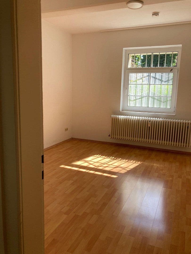 Prenájom bytu 2-izbový 88 m², Wittelsbachstraße 7, Ludwigshafen, Porýnie-Falcko Prenájom bytu 2-izbový 88 m², Wittelsbachstraße 7, Ludwigshafen, Porýnie-Falcko