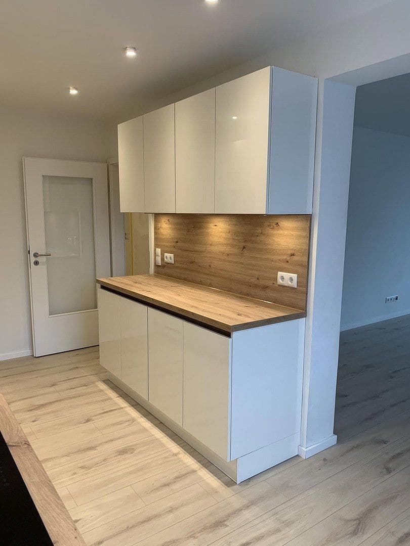 Prenájom bytu 4-izbový 88 m², Lindenstrasse 91, Henstedt-Ulzburg, Šlezvicko-Holštajnsko Prenájom bytu 4-izbový 88 m², Lindenstrasse 91, Henstedt-Ulzburg, Šlezvicko-Holštajnsko