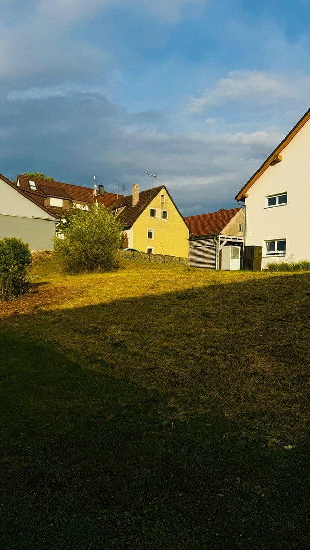 Predaj pozemku 254 m², Unterriexingen, Markgröningen, Bádensko-Wurttembersko Predaj pozemku 254 m², Unterriexingen, Markgröningen, Bádensko-Wurttembersko