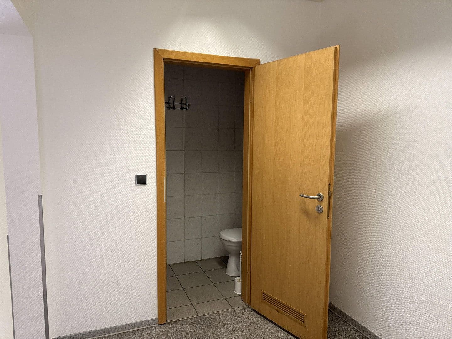 Prenájom kancelárie 130 m², Bergisch Gladbach, Severné Porýnie - Westfálsko Prenájom kancelárie 130 m², Bergisch Gladbach, Severné Porýnie - Westfálsko