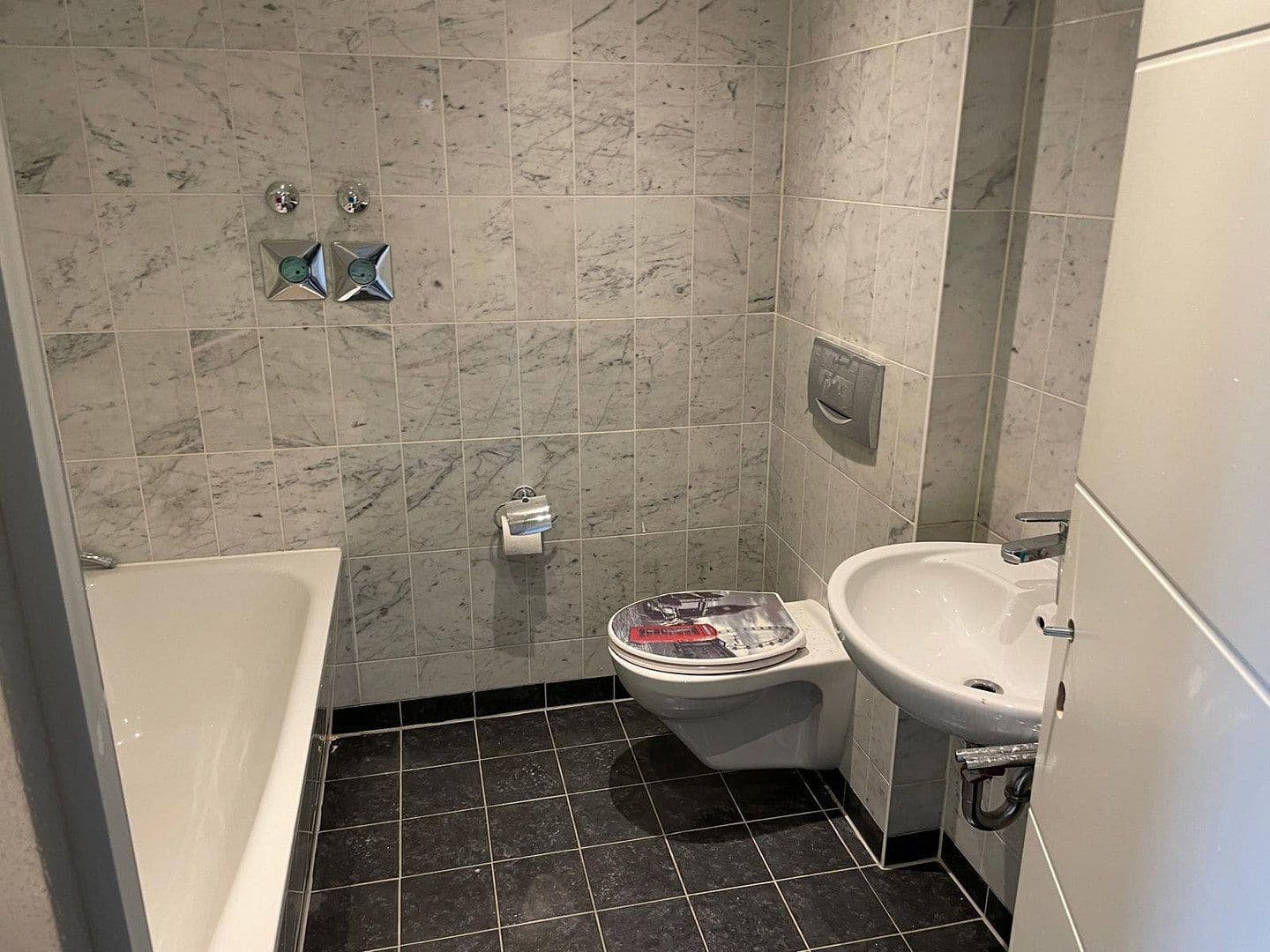 Prenájom bytu 2-izbový 61 m², Immermannstraße 4, Magdeburg, Sasko-Anhaltsko Prenájom bytu 2-izbový 61 m², Immermannstraße 4, Magdeburg, Sasko-Anhaltsko