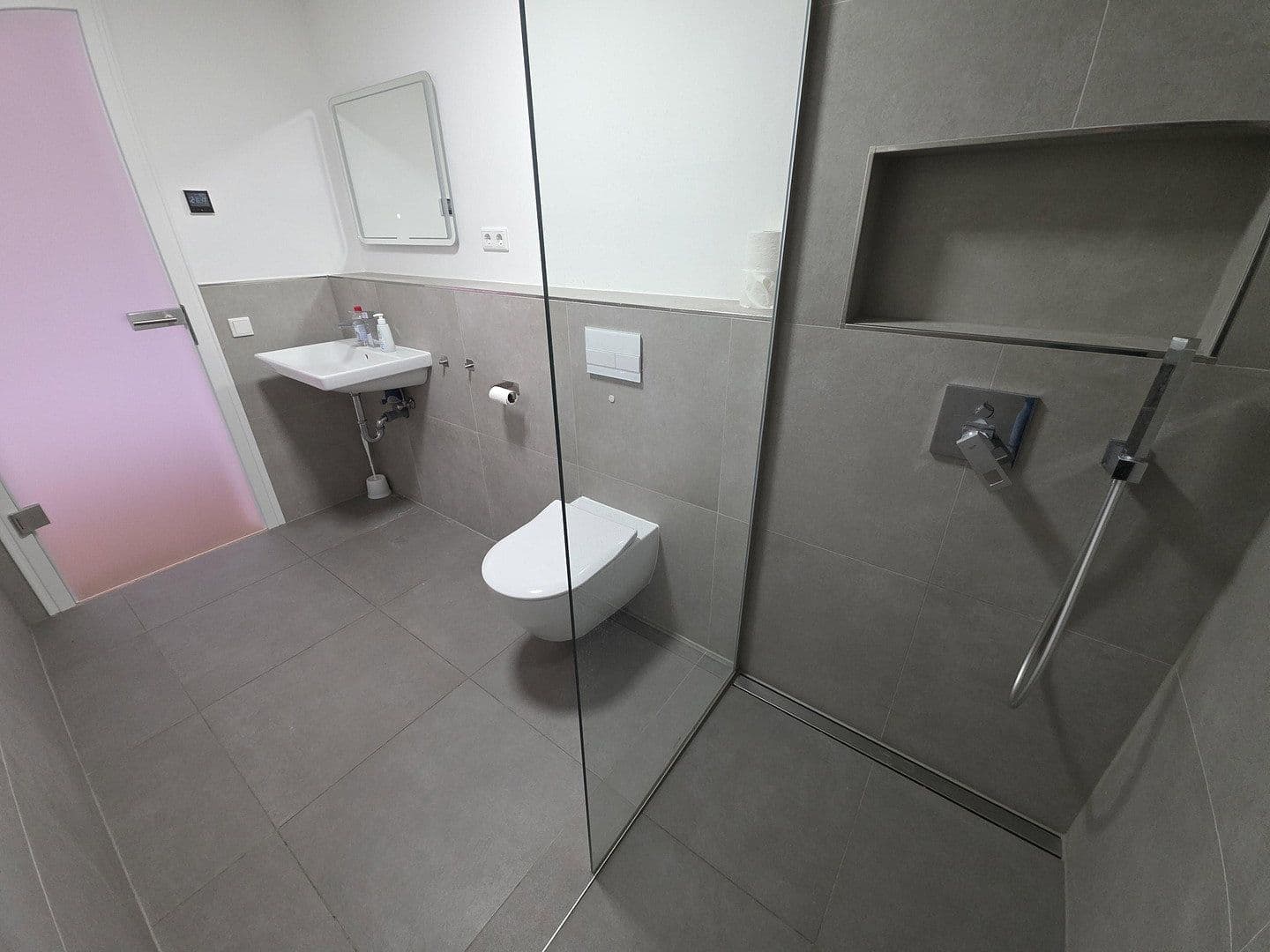 Prenájom bytu 3-izbový 110 m², Hilden, Severné Porýnie - Westfálsko Prenájom bytu 3-izbový 110 m², Hilden, Severné Porýnie - Westfálsko