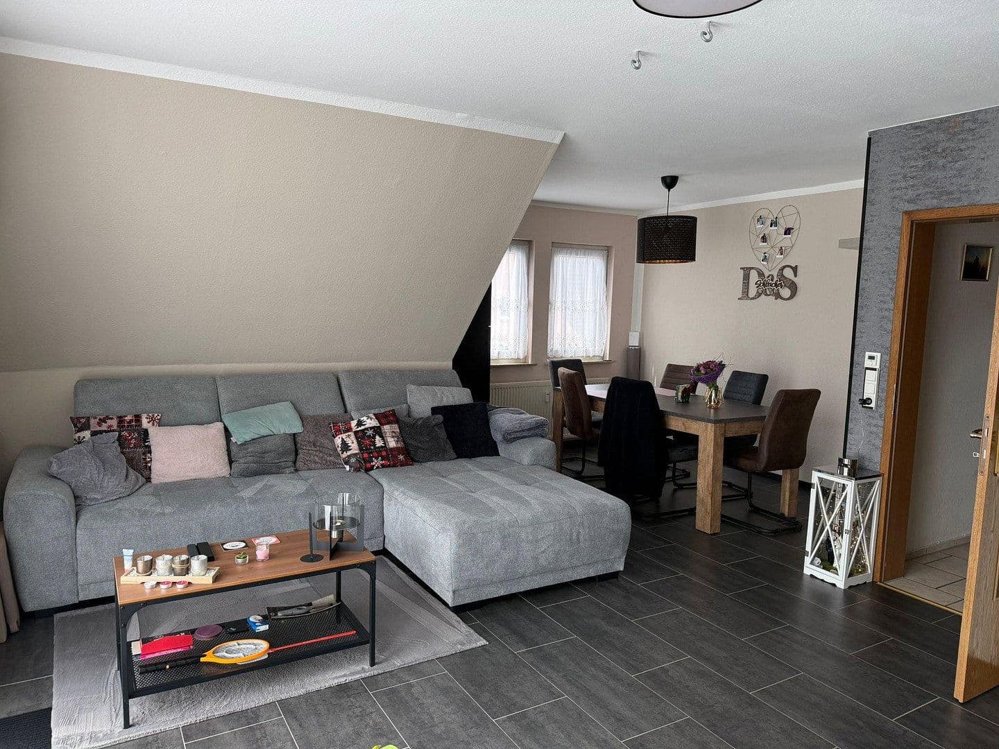 Prenájom bytu 3-izbový 85 m², Dalldorfer Str 2, Hillerse, Dolné Sasko Prenájom bytu 3-izbový 85 m², Dalldorfer Str 2, Hillerse, Dolné Sasko