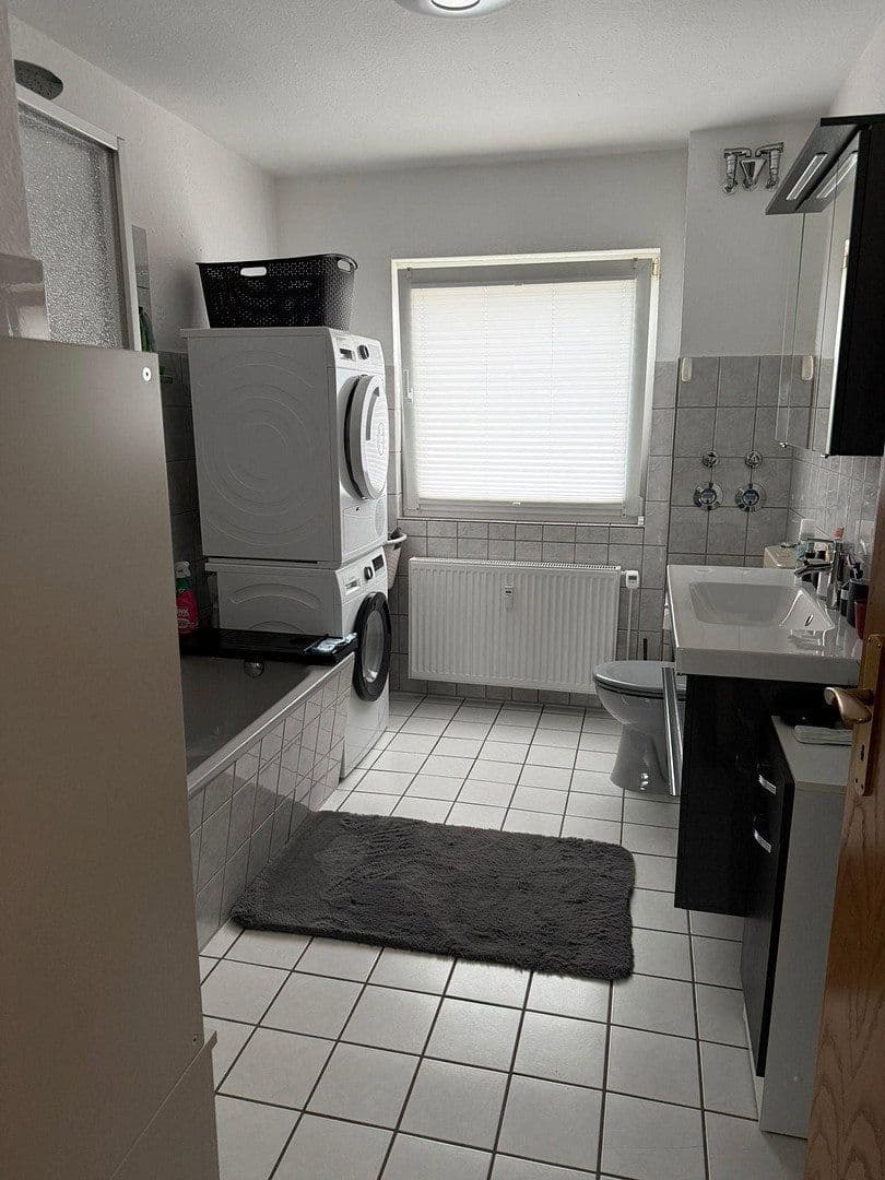 Prenájom bytu 3-izbový 85 m², Dalldorfer Str 2, Hillerse, Dolné Sasko Prenájom bytu 3-izbový 85 m², Dalldorfer Str 2, Hillerse, Dolné Sasko