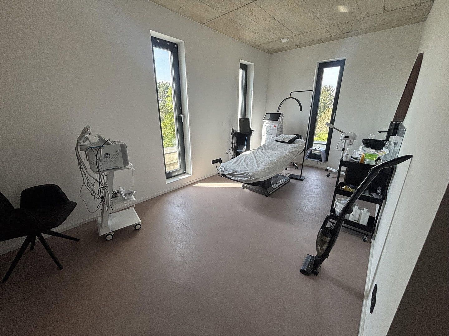 Prenájom kancelárie 550 m², Sankt Augustin, Severné Porýnie - Westfálsko Prenájom kancelárie 550 m², Sankt Augustin, Severné Porýnie - Westfálsko