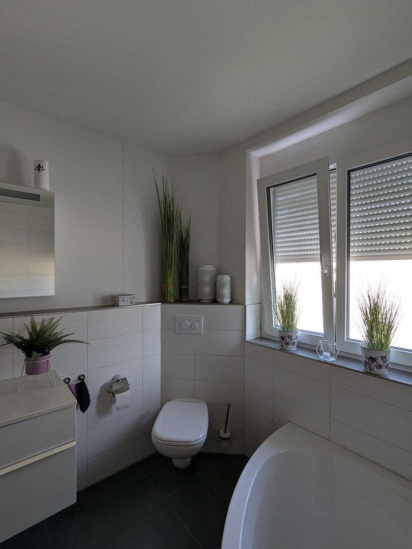 Predaj bytu 4-izbový 110 m², Hofgartenstraße 57, Neuenstadt am Kocher, Bádensko-Wurttembersko Predaj bytu 4-izbový 110 m², Hofgartenstraße 57, Neuenstadt am Kocher, Bádensko-Wurttembersko