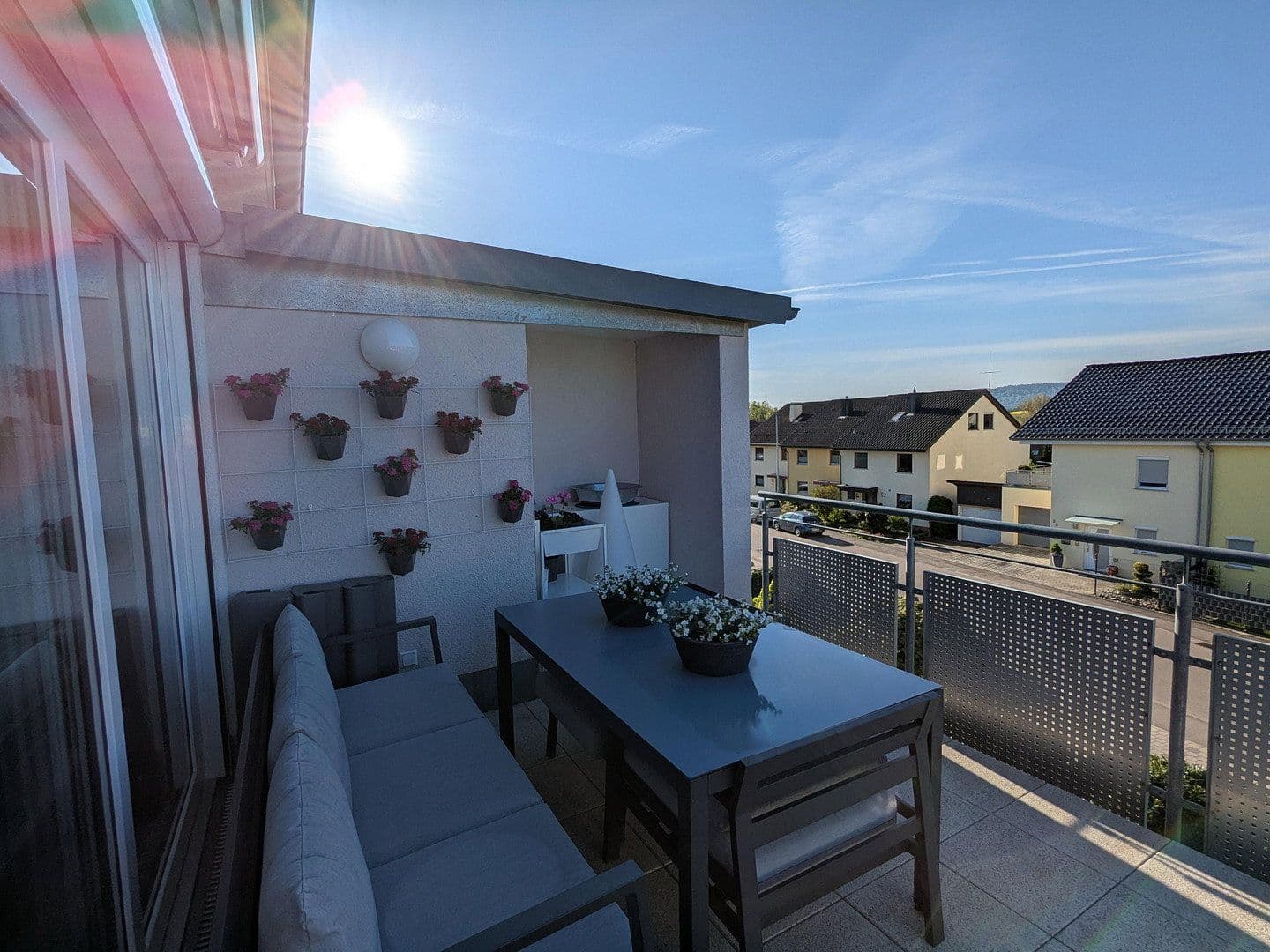 Predaj bytu 4-izbový 110 m², Hofgartenstraße 57, Neuenstadt am Kocher, Bádensko-Wurttembersko Predaj bytu 4-izbový 110 m², Hofgartenstraße 57, Neuenstadt am Kocher, Bádensko-Wurttembersko