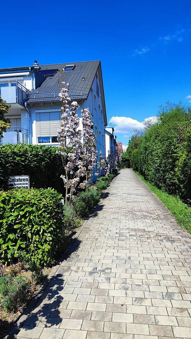 Predaj bytu 4-izbový 110 m², Hofgartenstraße 57, Neuenstadt am Kocher, Bádensko-Wurttembersko Predaj bytu 4-izbový 110 m², Hofgartenstraße 57, Neuenstadt am Kocher, Bádensko-Wurttembersko