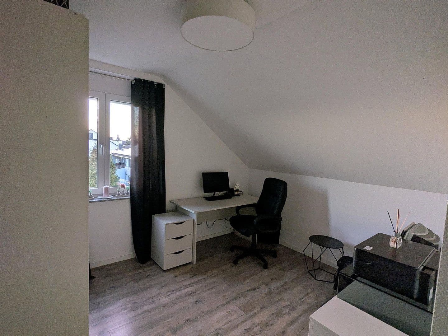 Predaj bytu 4-izbový 110 m², Hofgartenstraße 57, Neuenstadt am Kocher, Bádensko-Wurttembersko Predaj bytu 4-izbový 110 m², Hofgartenstraße 57, Neuenstadt am Kocher, Bádensko-Wurttembersko