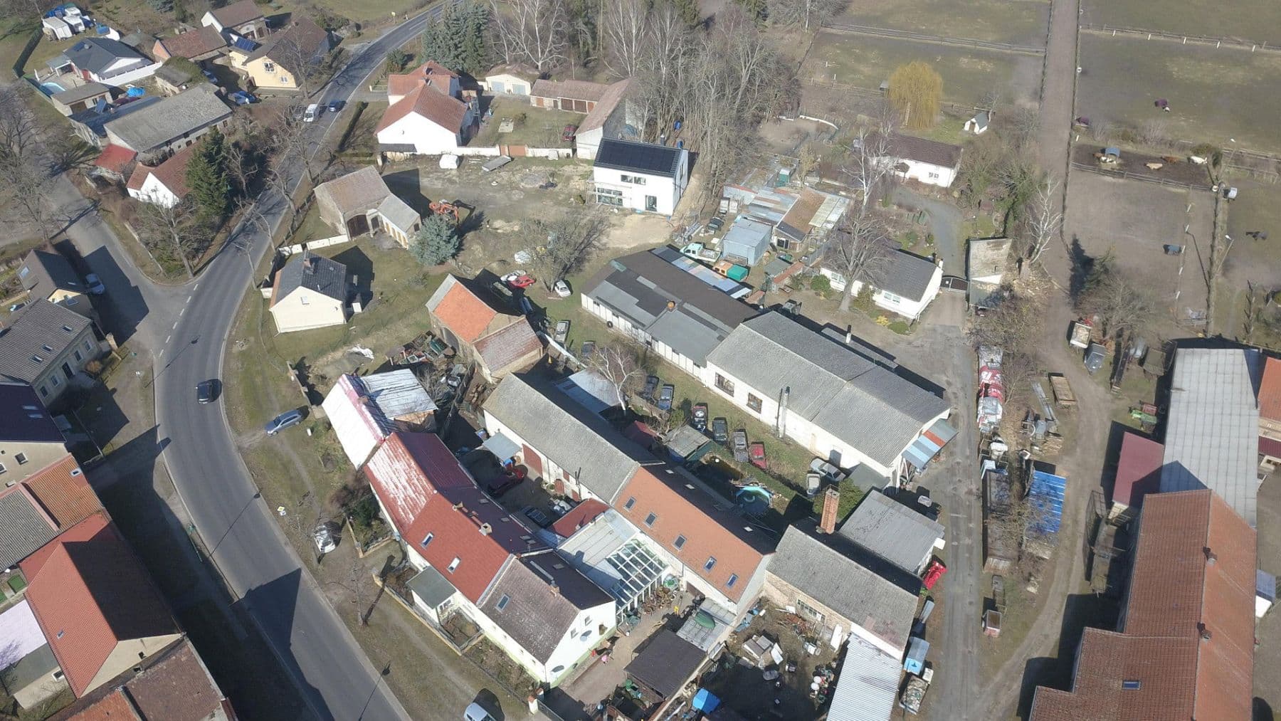 Predaj nebytového priestoru 2.715 m², Horstfelder Dorfstraße 21, Zossen, Brandenbursko Predaj nebytového priestoru 2.715 m², Horstfelder Dorfstraße 21, Zossen, Brandenbursko