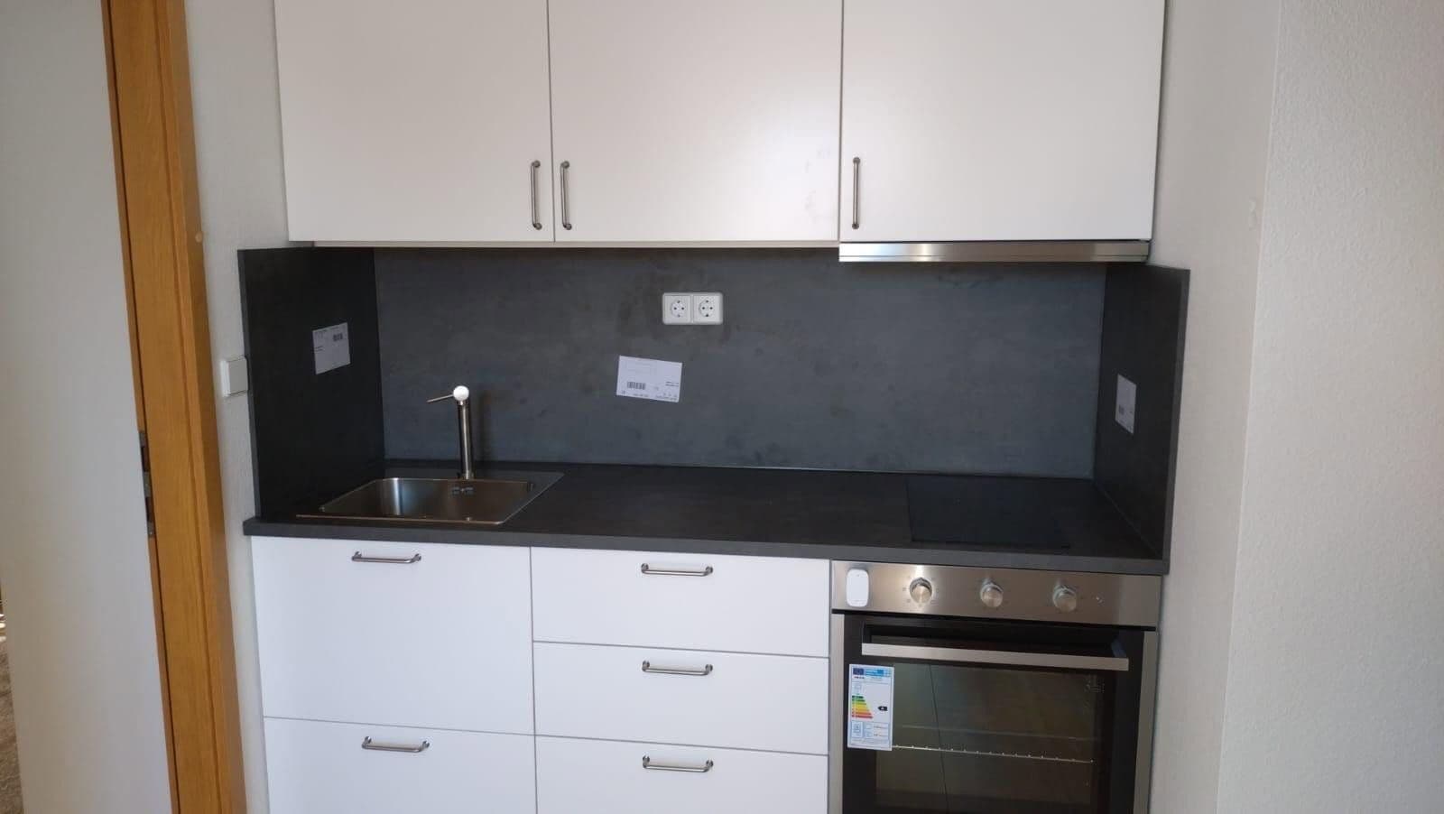 Prenájom domu 160 m², pozemek 645 m², Bergstr. 15, Berg im Gau, Bavorsko Prenájom domu 160 m², pozemek 645 m², Bergstr. 15, Berg im Gau, Bavorsko