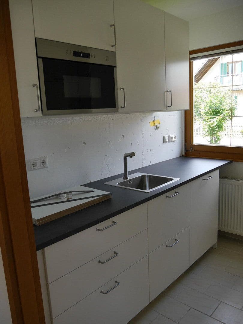 Prenájom domu 160 m², pozemek 645 m², Bergstr. 15, Berg im Gau, Bavorsko Prenájom domu 160 m², pozemek 645 m², Bergstr. 15, Berg im Gau, Bavorsko