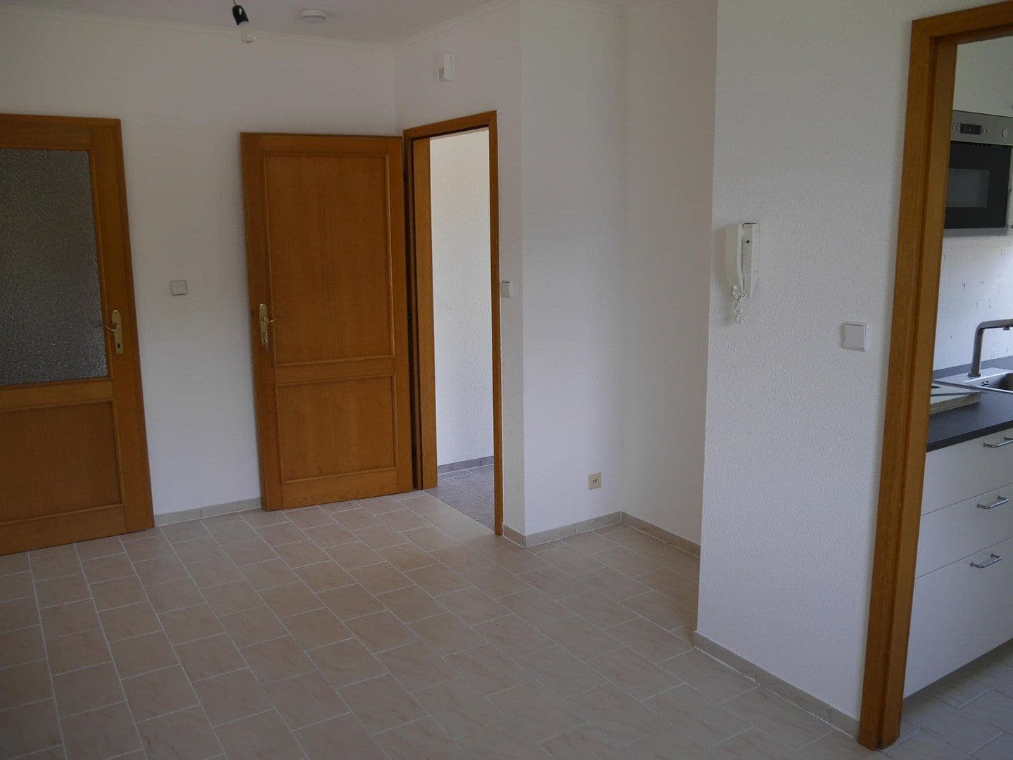 Prenájom domu 160 m², pozemek 645 m², Bergstr. 15, Berg im Gau, Bavorsko Prenájom domu 160 m², pozemek 645 m², Bergstr. 15, Berg im Gau, Bavorsko