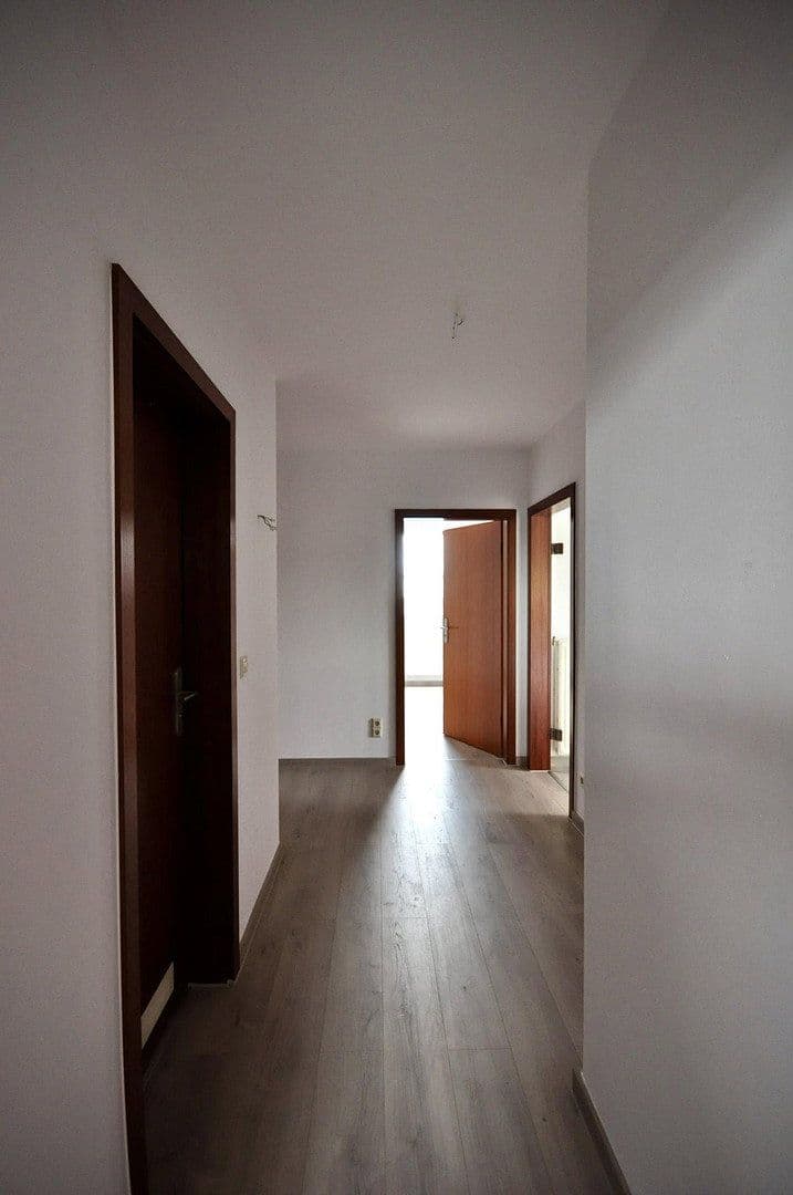 Prenájom bytu 3-izbový 80 m², Händelstraße 2, Wilkau-Haßlau, Sasko Prenájom bytu 3-izbový 80 m², Händelstraße 2, Wilkau-Haßlau, Sasko