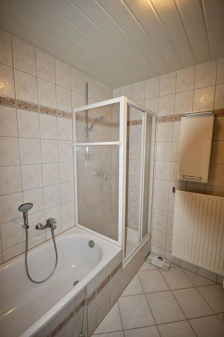 Prenájom bytu 3-izbový 80 m², Händelstraße 2, Wilkau-Haßlau, Sasko Prenájom bytu 3-izbový 80 m², Händelstraße 2, Wilkau-Haßlau, Sasko