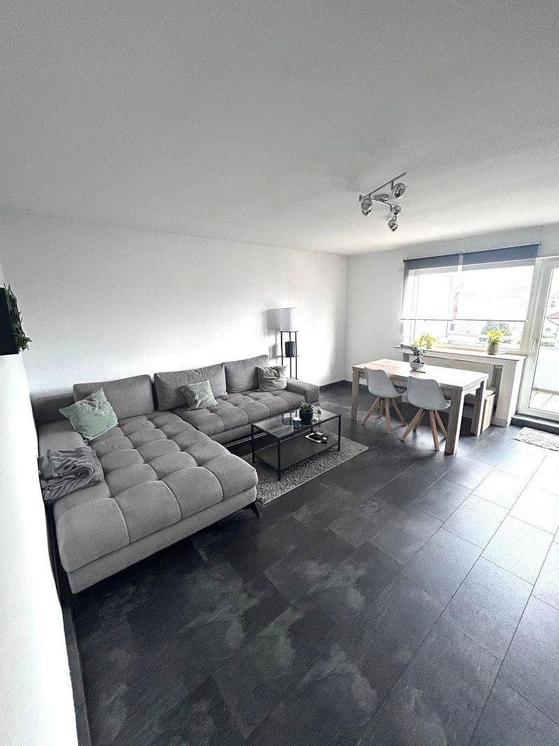 Prenájom bytu 2-izbový 50 m², Essen, Severné Porýnie - Westfálsko Prenájom bytu 2-izbový 50 m², Essen, Severné Porýnie - Westfálsko