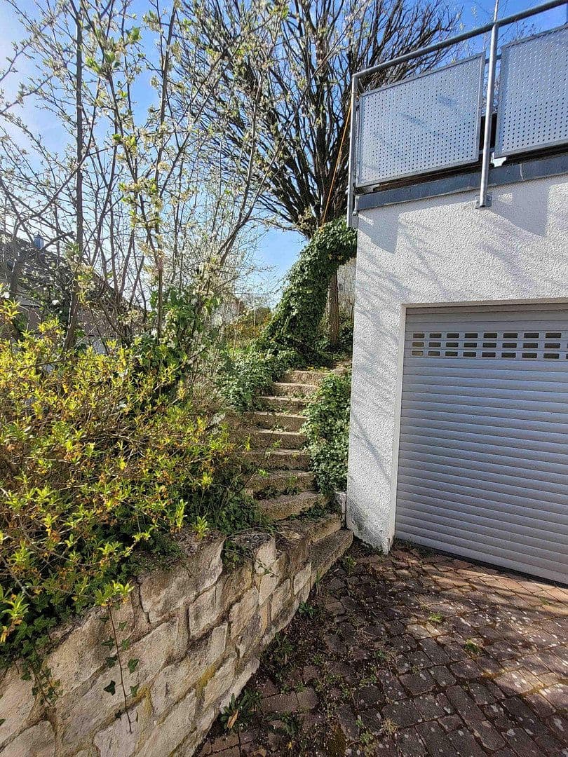 Predaj domu 187 m², pozemek 310 m², Oberstenfeld, Bádensko-Wurttembersko Predaj domu 187 m², pozemek 310 m², Oberstenfeld, Bádensko-Wurttembersko