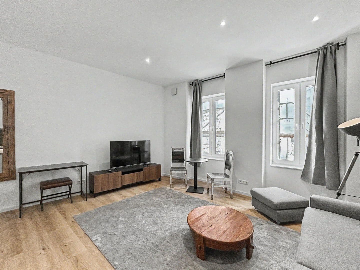 Prenájom bytu 2-izbový 40 m², Köln, Severné Porýnie - Westfálsko Prenájom bytu 2-izbový 40 m², Köln, Severné Porýnie - Westfálsko