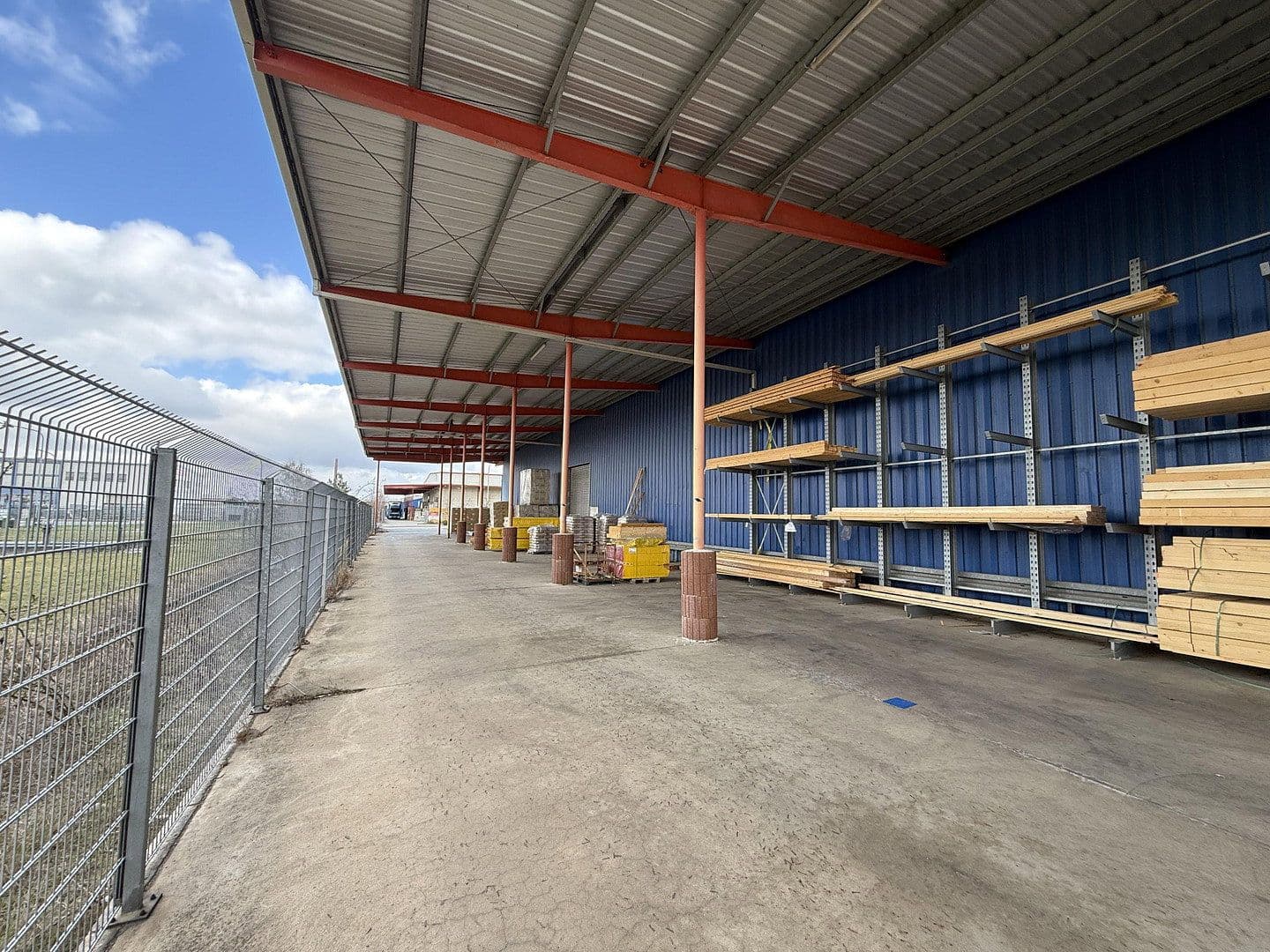 Predaj nebytového priestoru 12.188 m², Dämmstoffstraße 1, Bitterfeld-Wolfen, Sasko-Anhaltsko Predaj nebytového priestoru 12.188 m², Dämmstoffstraße 1, Bitterfeld-Wolfen, Sasko-Anhaltsko