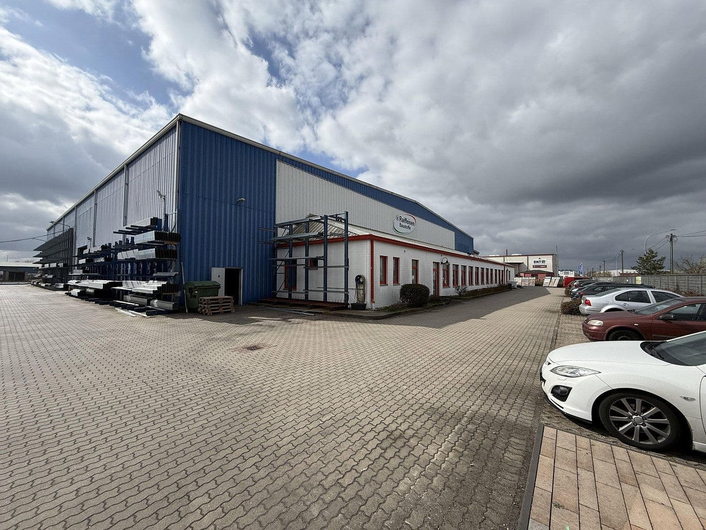 Predaj nebytového priestoru 12.188 m², Dämmstoffstraße 1, Bitterfeld-Wolfen, Sasko-Anhaltsko Predaj nebytového priestoru 12.188 m², Dämmstoffstraße 1, Bitterfeld-Wolfen, Sasko-Anhaltsko