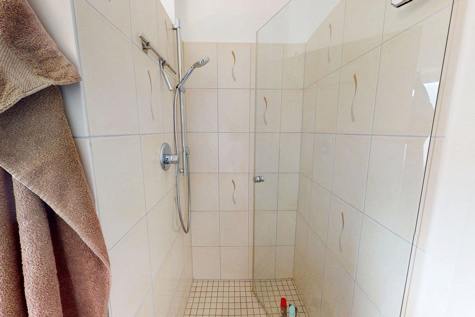 Predaj domu 290 m², pozemek 596 m², Christoph-Hufeland-Straße 5, Dormagen, Severné Porýnie - Westfálsko Predaj domu 290 m², pozemek 596 m², Christoph-Hufeland-Straße 5, Dormagen, Severné Porýnie - Westfálsko