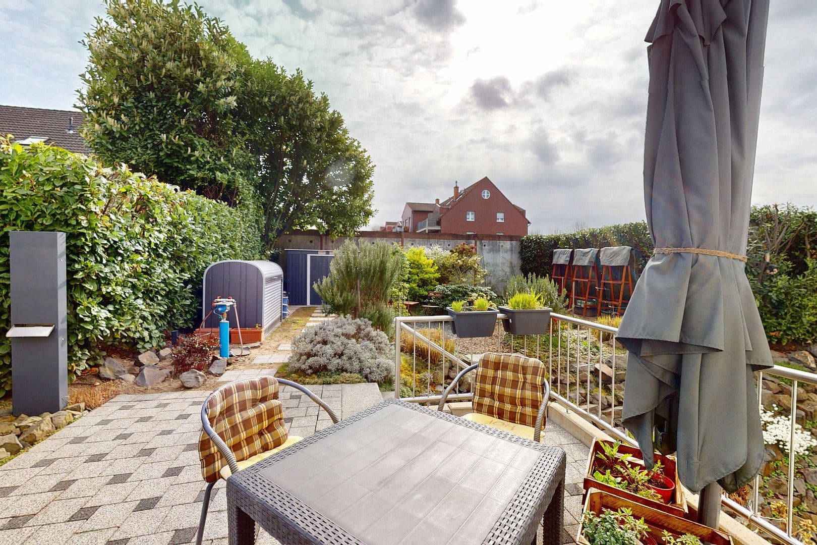 Predaj domu 290 m², pozemek 596 m², Christoph-Hufeland-Straße 5, Dormagen, Severné Porýnie - Westfálsko Predaj domu 290 m², pozemek 596 m², Christoph-Hufeland-Straße 5, Dormagen, Severné Porýnie - Westfálsko